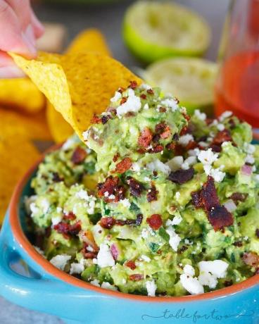 Mesa para dois Poblano carbonizado e bacon guacamole apimentado