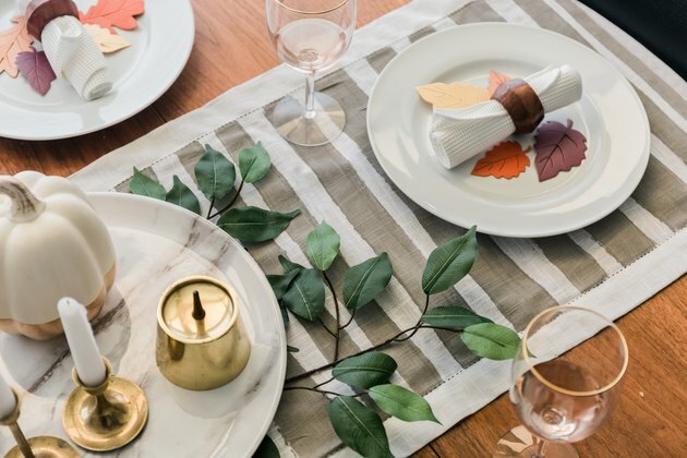 Toalha de mesa listrada simples de ação de graças DIY