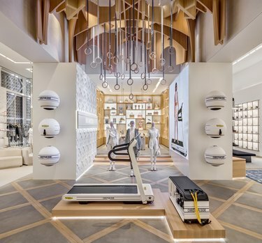 Pop-up della linea vibe Dior x Technogym