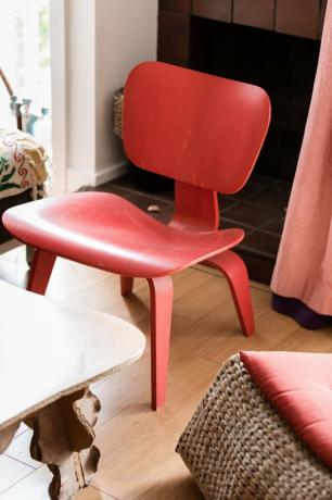 Cadeira Eames LCW vermelha