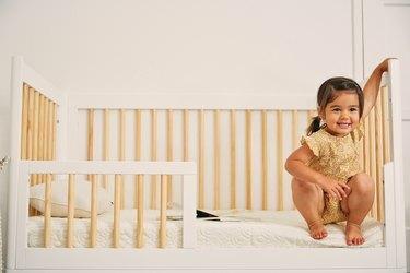 Brentwood Home EcoAir Водоустойчив матрак за бебешко креватче