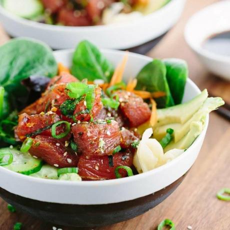 Jessica Gavin naminiai „Ahi Tuna Poke“ dubenėliai