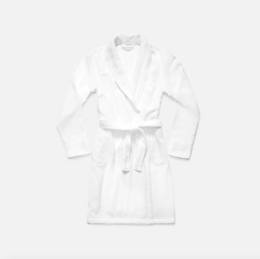 رداء Brooklinen Super-Plush ، 99 دولارًا