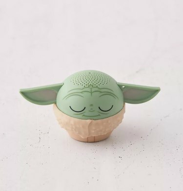 Urban Outfitters Bitty Boomers Yoda Mini Bluetooth -kaiutin