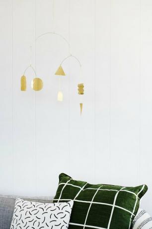 Móvel de bronze moderno DIY acima do sofá