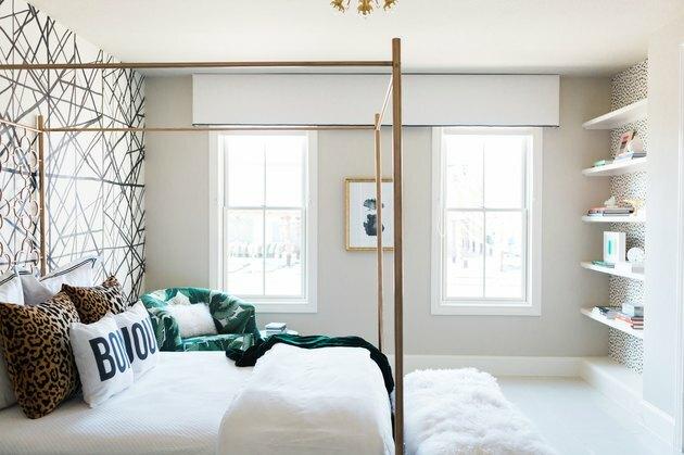 White Valance Tratamentos de janela contemporâneos em um quarto projetado pelo Studio Ten 25