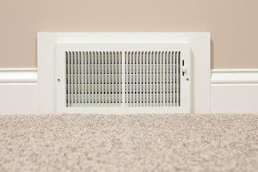 HVAC atgaitas gaisa sienas reģistra ventilācijas atvere