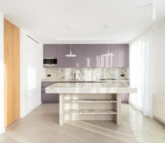 levandų purpurinės virtuvės spintelės