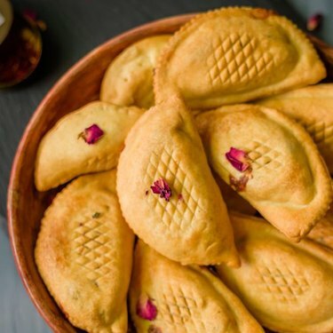 Растителноядно Cucina въздушен фритюрник Gujiya (индийски сладък патри)