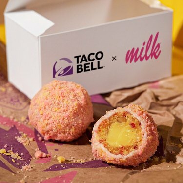 Taco Bell and Milk Bar Mansikka Bell Tryffeli