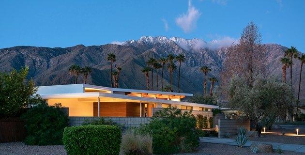 Midcentury modern prefab huis in Palm Springs, Californië