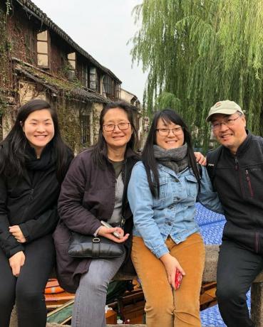Billas, Judy, Sarah ir Kaitlin Leung iš „The Woks of Life“