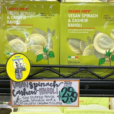 Veganski ravioli od špinata i indijskih oraščića kod Trader Joea