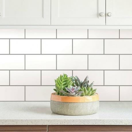 backsplash de telha branca removível de metrô