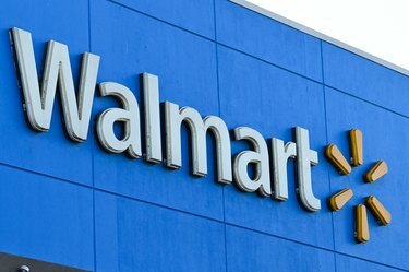 US-ECONOMY-GUADAGNI-WALMART