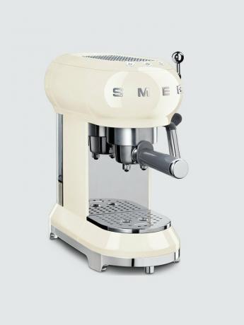 Máquina de café expresso Smeg, $ 489,95
