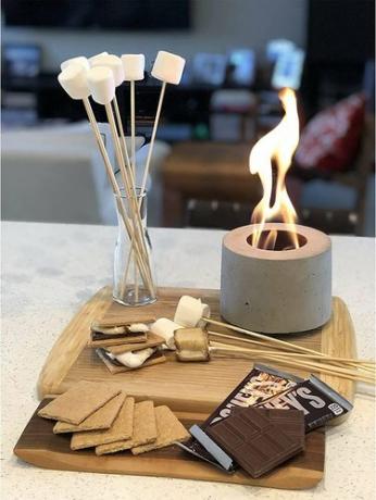 palo kuoppaan smores ainesosilla