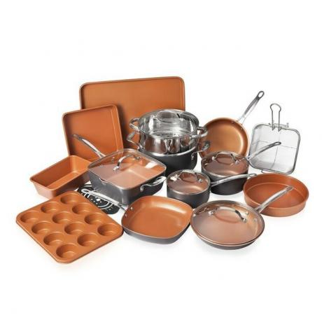 Conjunto de panelas de cerâmica cor de ferrugem com acessórios de cozimento