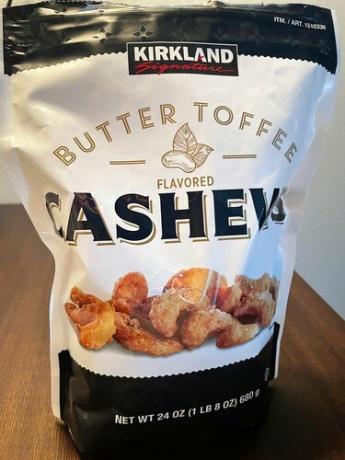 Kirkland Signature voin toffeella maustettuja cashewpähkinöitä