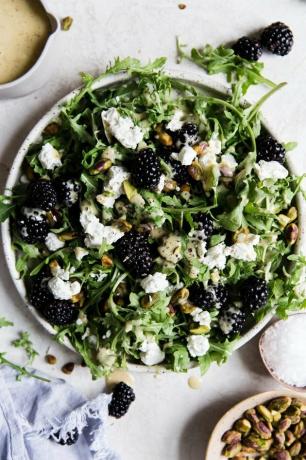 Blackberry Goat Cheese Salad van The Modern Proper