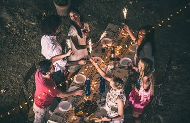 luci stringa per feste in giardino