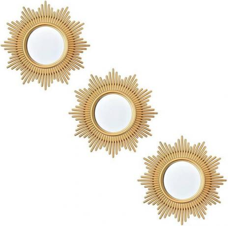 Laat je ruimte opvallen met deze prachtige decoratieve wandspiegels. In een prachtige gouden tint doen ze ook dienst als kunst aan de muur.