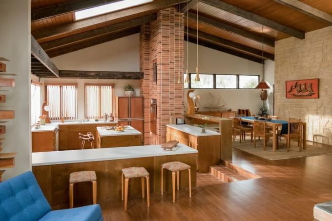 Panoramica dell'interno della casa per sempre