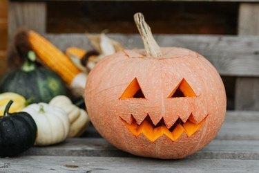 Jack-o'-lyhty puupenkillä