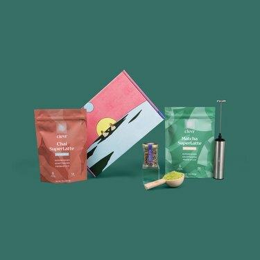 Clevr Blends Holiday Gift Set x María Medem