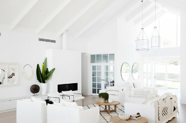 significado da cor em branco boho minimal living room