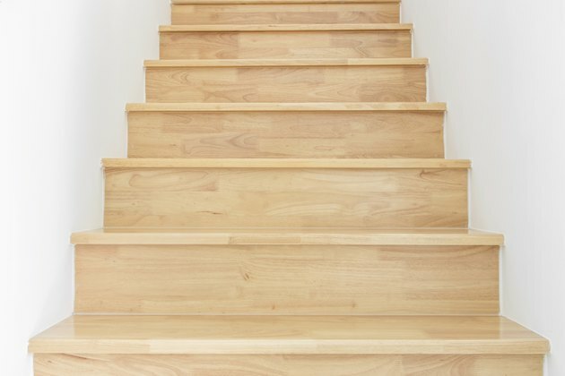 ξύλινη σκάλα