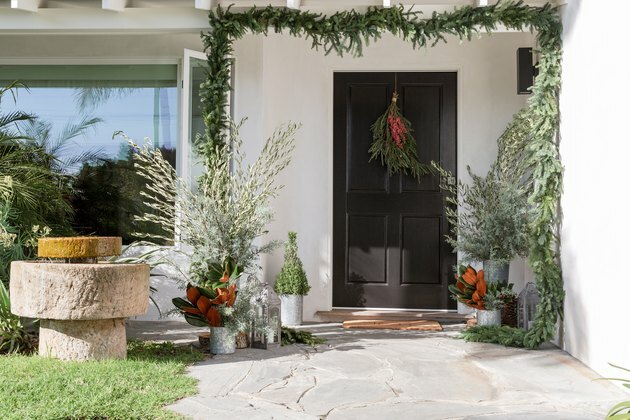 Ideia de decoração de Natal para varanda festiva