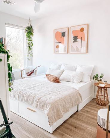 pequenas ideias para quartos de hóspedes com sofá-cama dobrável
