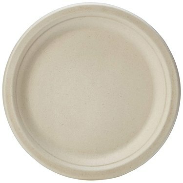 Pratos Compostáveis Amazon Basics