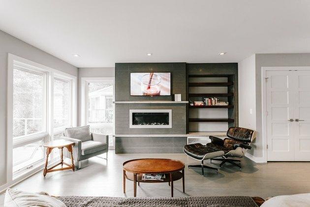 cornija de lareira contemporânea com cornija de concreto de Anne McDonald Design
