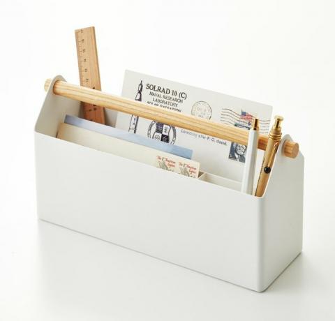 material de organização de escritório, caddie de mesa branco com canetas e notas
