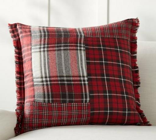Almofada xadrez vermelha Pottery Barn para decoração de Natal de casa de fazenda