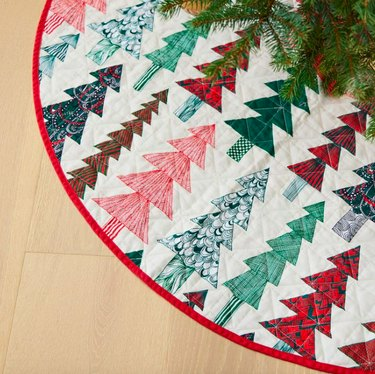 West Elm Marimekko Top Stitch Tree -hame