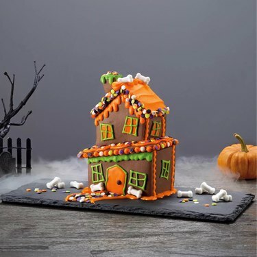 Halloween Twisted Tavern Chocolate House -keksisarja