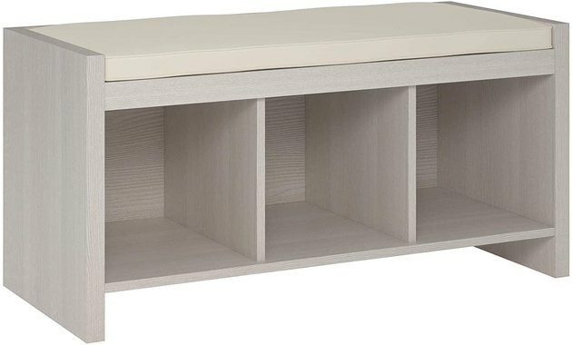 banco de armazenamento cinza para quarto com tampo e cubículos acolchoados