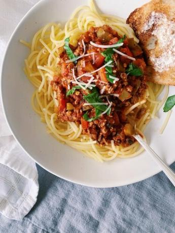 Cuenco de pasta Fable con espaguetis