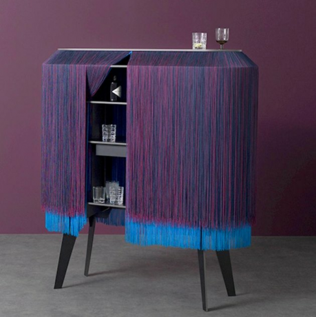 Gabinete com barra de franja azul Benoit Convers
