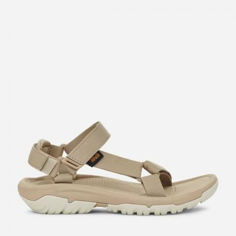 Teva's Hurricane XLT2 sandalen in crèmekleur