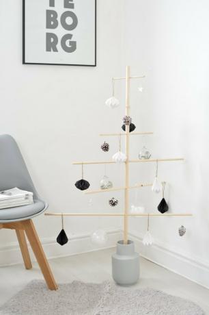 Artesanato de Natal para adultos com árvore de Natal de madeira de estilo escandinavo faça você mesmo