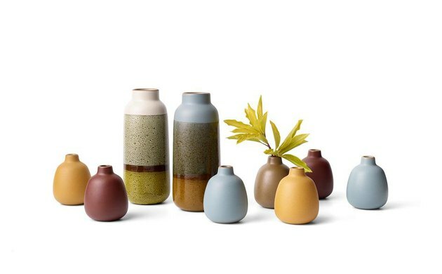 knopvazen ​​die decoratieve accenten zijn van Heath Ceramics