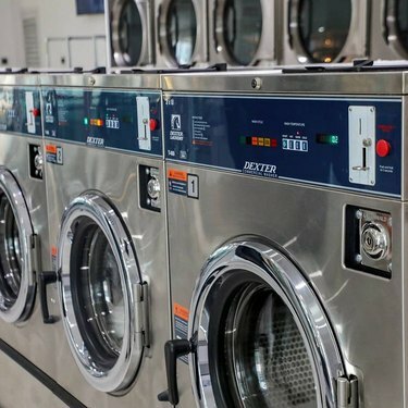 sidabrinių vynuogių plovikliai skalbykloje