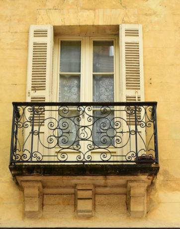 Balconul francez.