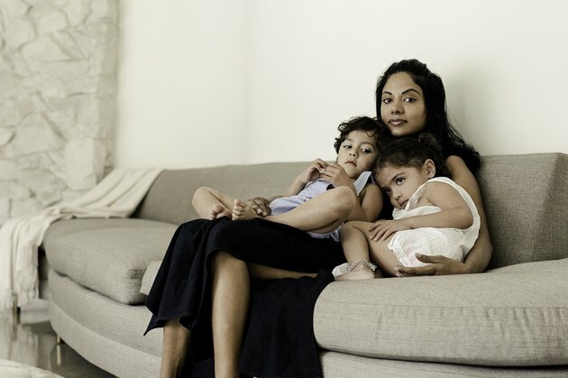 Pratima Anae și gemenii ei