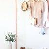 DIY ruházati állvány rézcsőből kis helyiségekhez