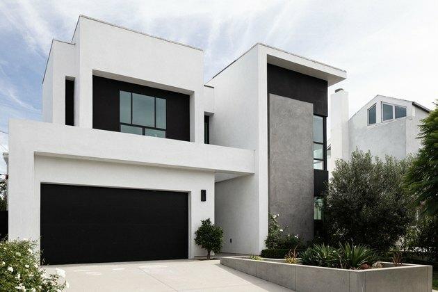 Casa minimalista-moderna em preto e branco